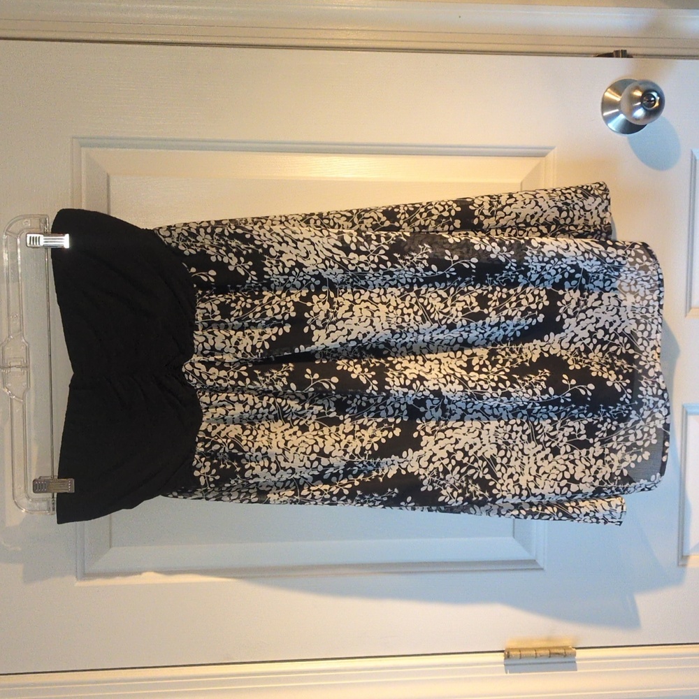 Express Black & White Strapless Dress